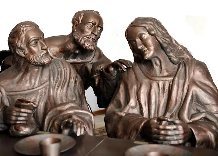 Hotel Real Asturias 4*